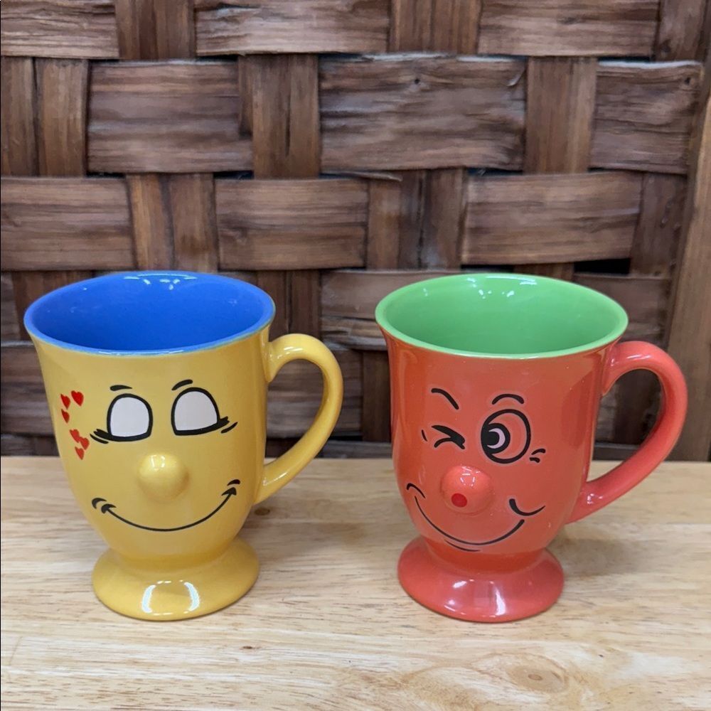 1980’s Colorful Smiley Face Mugs Set